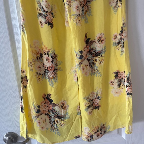 Anthropologie Feather Bone Talese Yellow Floral Cropped Flares Size 4 - Picture 11 of 12